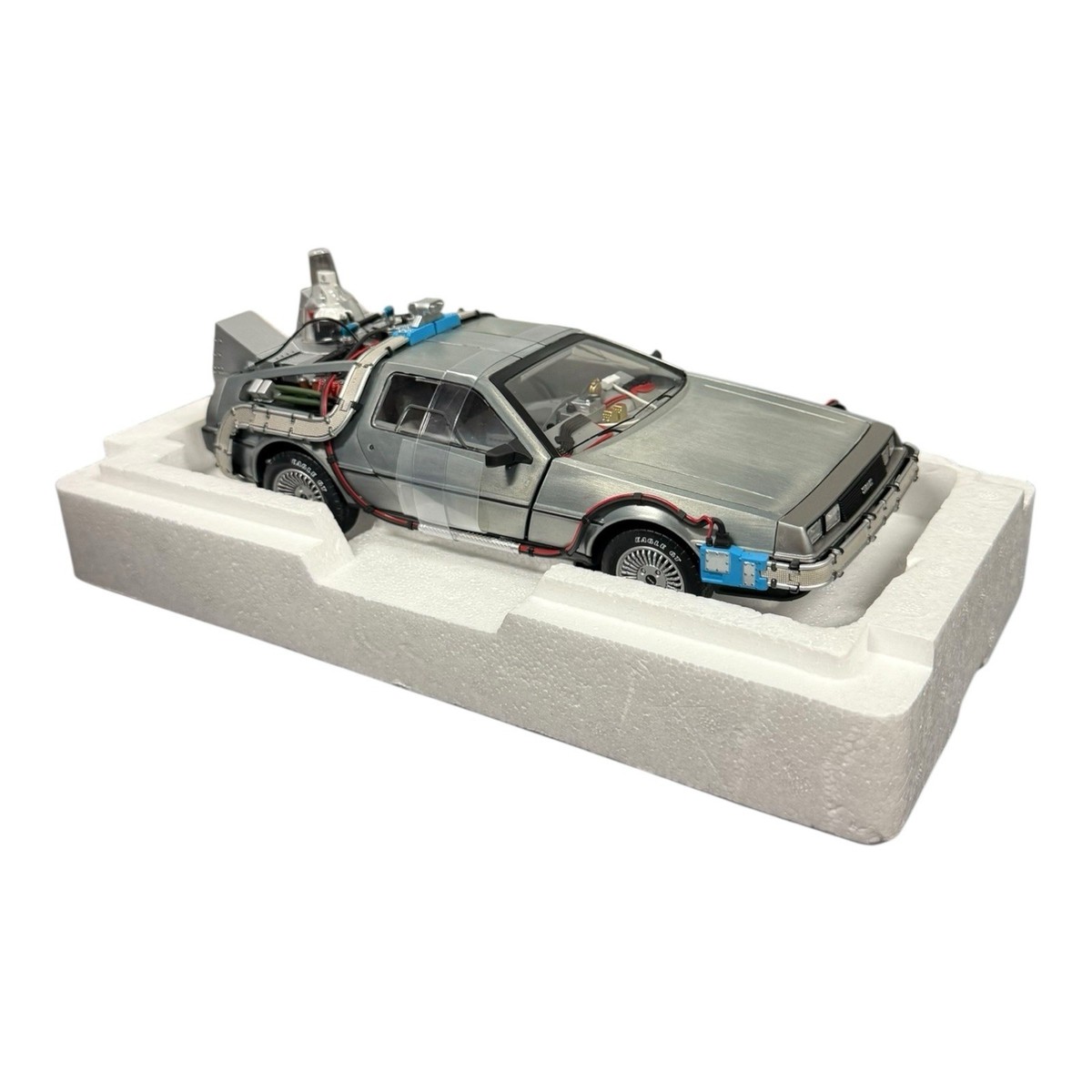 バックトゥザフューチャー 1/18 ホットウィール ダイキャスト デロリアン