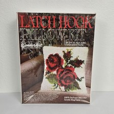 Vintage WonderArt Latch Hook Pillow Kit 4735 Red Roses 15 Inch Square
