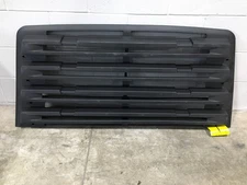 Freightliner 114SD Grille A1718928004 (610-11783)