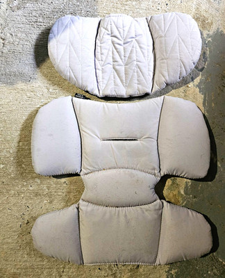 Chicco KeyFit 30 Car Seat - Infant Insert - 2 Pieces (Head & Body)