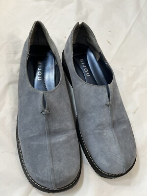 Bijou suede Slip on shoe loafer size 6 M