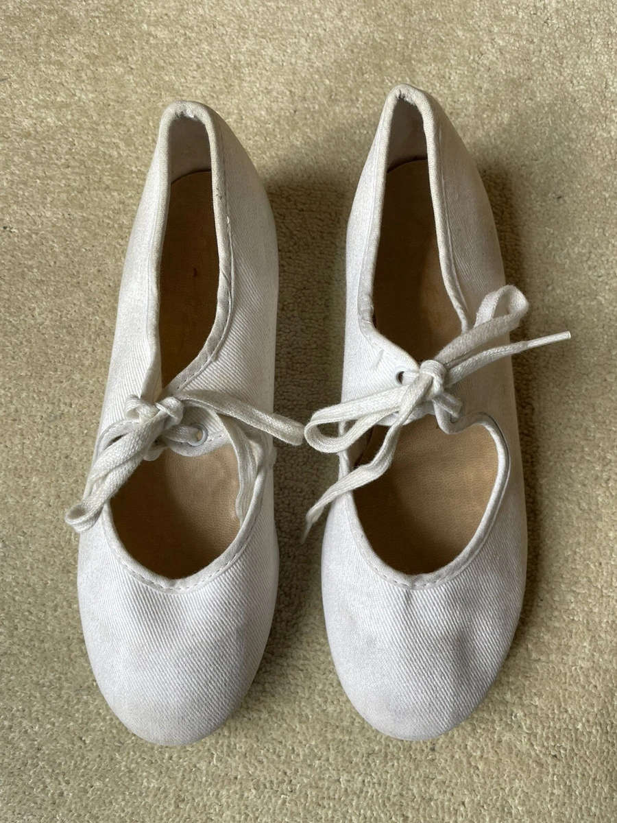 White canvas deals tap shoes