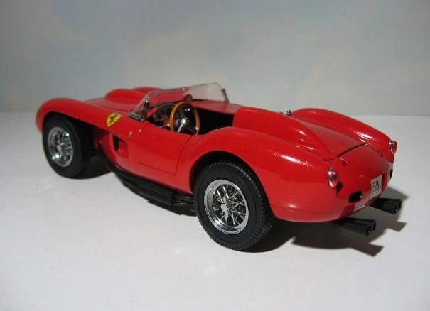 1958 Ferrari 250 Testa Rossa Sports Coupe 1:24 Danbury Mint diecast in Box BIN - Image 3 of 4