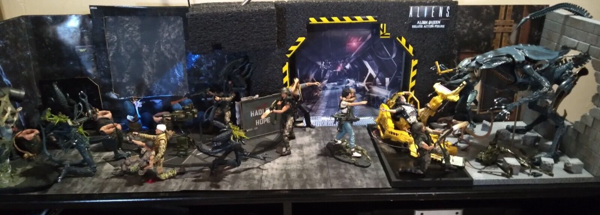 NECA ALIENS HUGE LOT DIORAMA RIPLEY,NEWT,HICKS,HUDSON,QUEEN