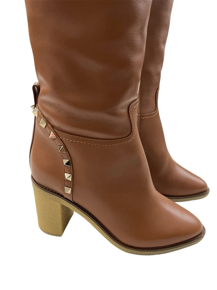 NUEVO EN CAJA $1,895 Valentino Garavani Rockstud Cordero Piel de Oveja Botas Altas Talla:36 (US 6) Foto 3 de 4