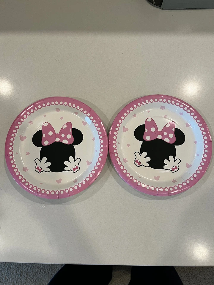 20 Pink Minnie Mouse 7-Inch Dessert Plates – Ideal for Birthday Parties - Image 2 of 3