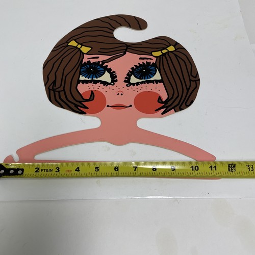 De colección 1960s 1970s Plástico Niña Cara Ropa Percha Ojos Azules Cabello Marrón Niño RARO - Imagen 7 de 7