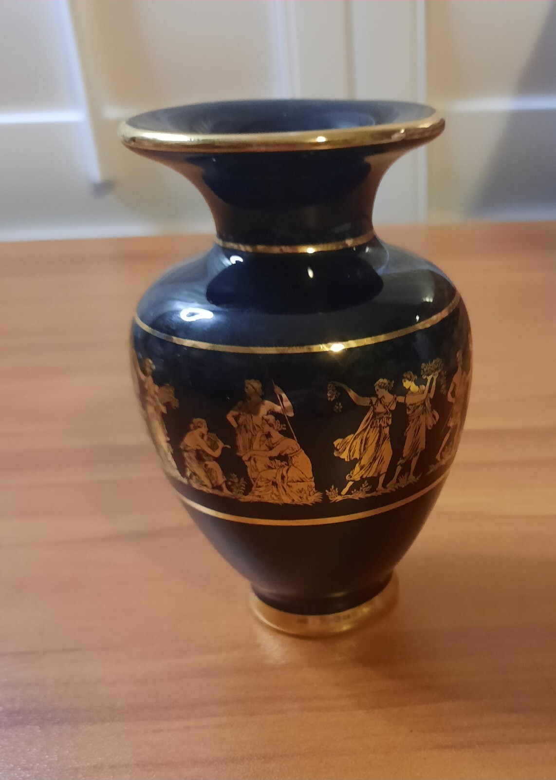ST Mythical Black 24K Gold Vase Urn 4” Hand Made in Greece Classical Porcelain eBay