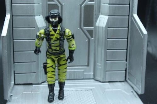 GI Joe Nunchuk Ninja Force Hasbro 3.75" Figure Vintage 1992 (A30)