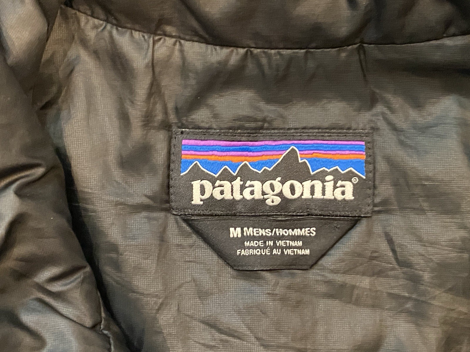 Patagonia Puffer Jacket Mens Sz M Black Full-Zip 51884 thumbnail 4