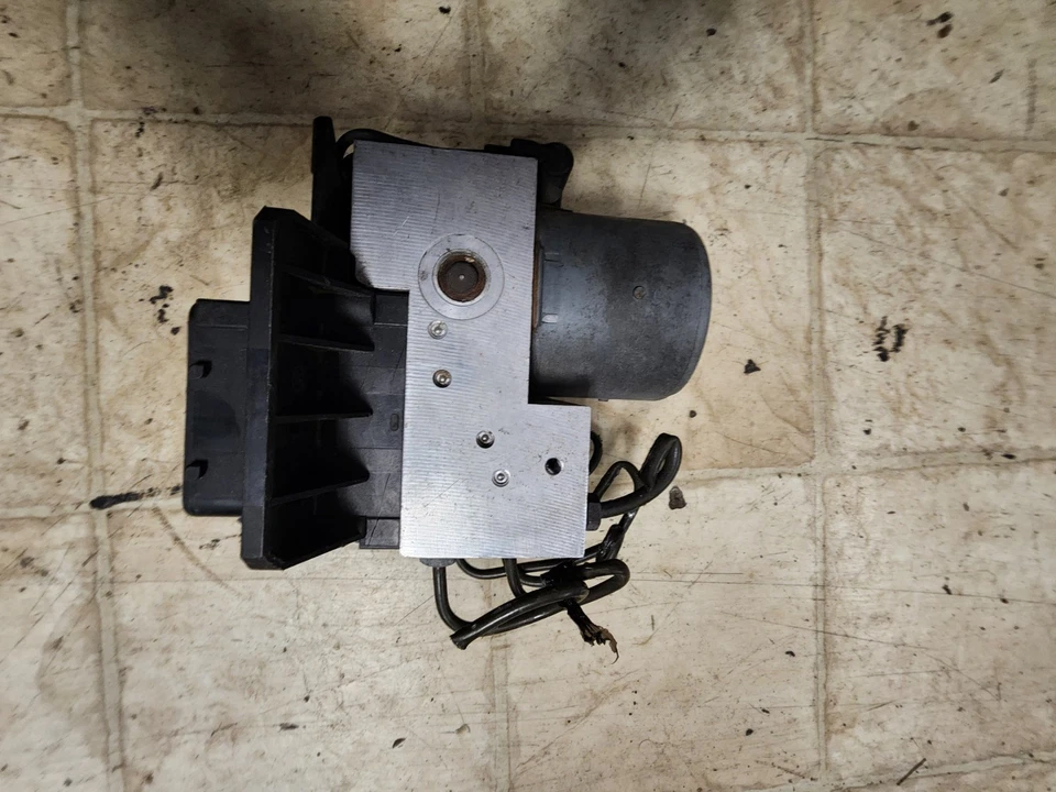 BMW 540 528I E39 1998 ABS BOMBA Y MÓDULO Foto 2 de 4