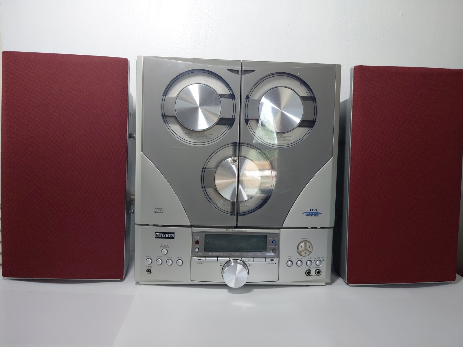 Fisher 3 Disc CD Changer AM FM Slim 2000 Radio Stereo W/ Remote & Speaker Covers-image