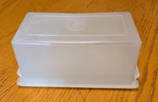 Tupperware 1lb butter or cheese keeper dish 659-4 and lid 638-1