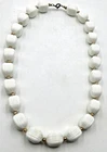 VTG MODERN 18.5"  WHITE gold tone BEAD strand Necklace lady girl Costume Jewelry