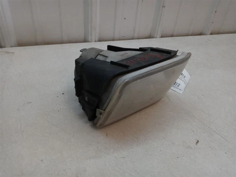 2007 FORD FIVE HUNDRED PASSENGER RIGHT FOG LAMP FOG LIGHT ASSY OEM USED TESTED - Image 3 of 4