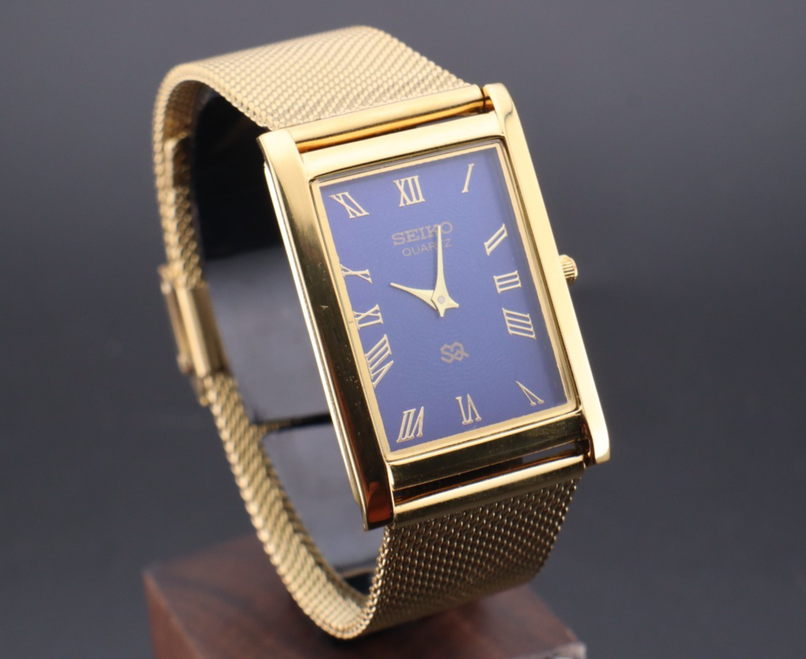 RARE GOLD BLUE Vintage Seiko Slim Quartz men's Wrist Watch FREE