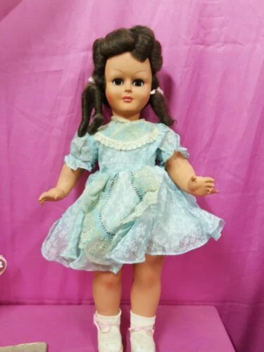 Bambole e bambolotti castani Anni'50