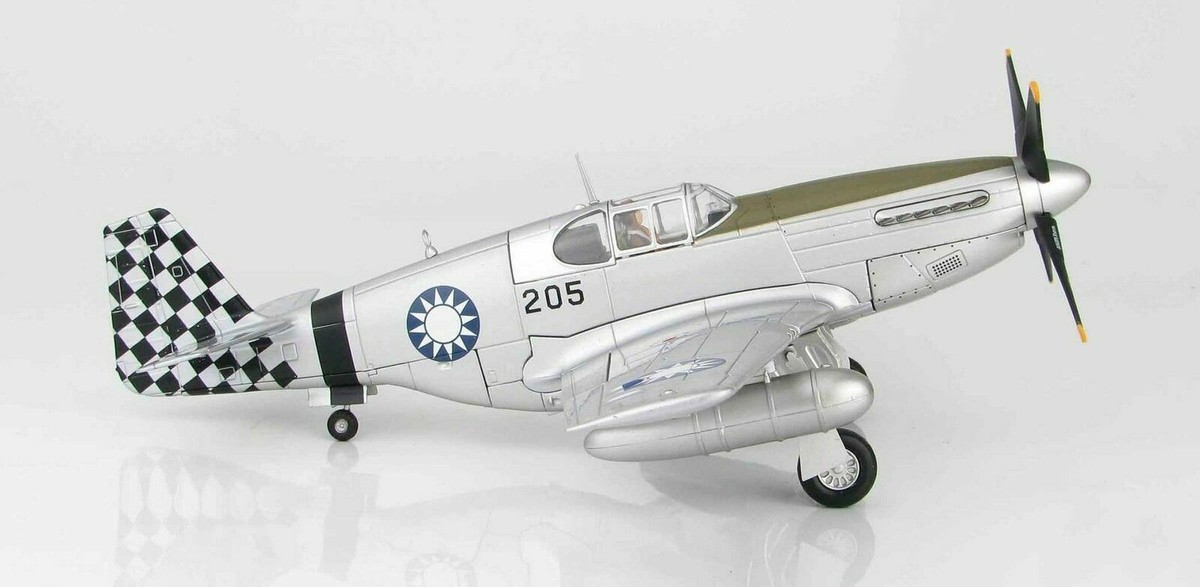 HOBBY MASTER 1:48 scale P-51C MUSTANG No.25 SQN, CHINESE AIR
