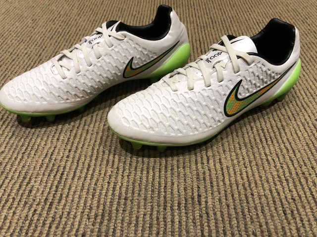 nike magista opus fg white green