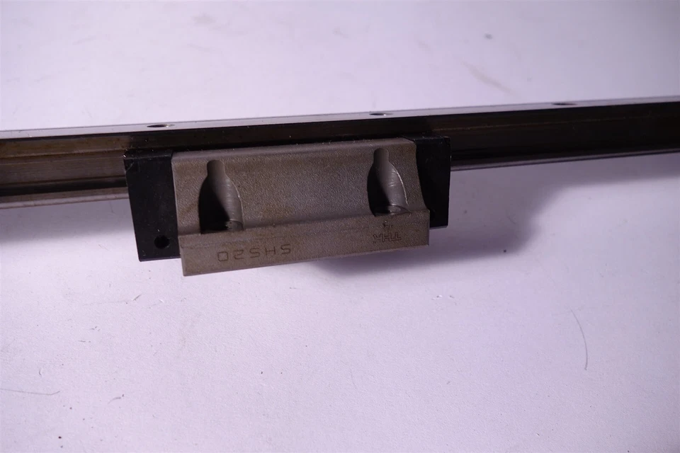 Conjunto de riel deslizante lineal rodante THK 32" SH520 YN8A306 acero inoxidable Foto 4 de 4