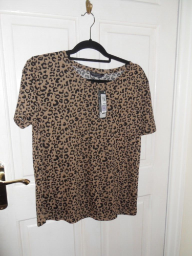 M & S Collection Animal print T shirt top. Size 8. New with Tags - Afbeelding 1 van 5