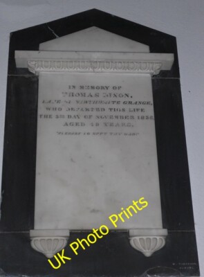 Foto 6x4 Holy Trinity, Colton: Memorial (16) Colton\/SD3186 um 2015