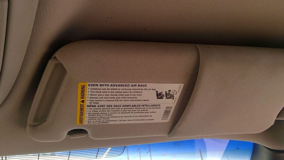 Buick Rendezvous 2002 2003 2004 2005 2006 2007 pasajero parasol derecho bronceado 592 Foto 2 de 4