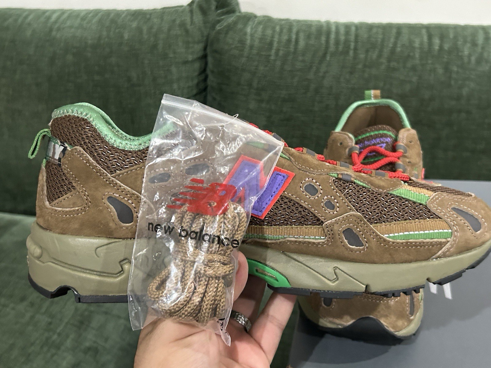 SAOLA New Balance Ratti randagi 827 taglia 10 5 fognature stompers STOCK ESAURITO nuovo Kith