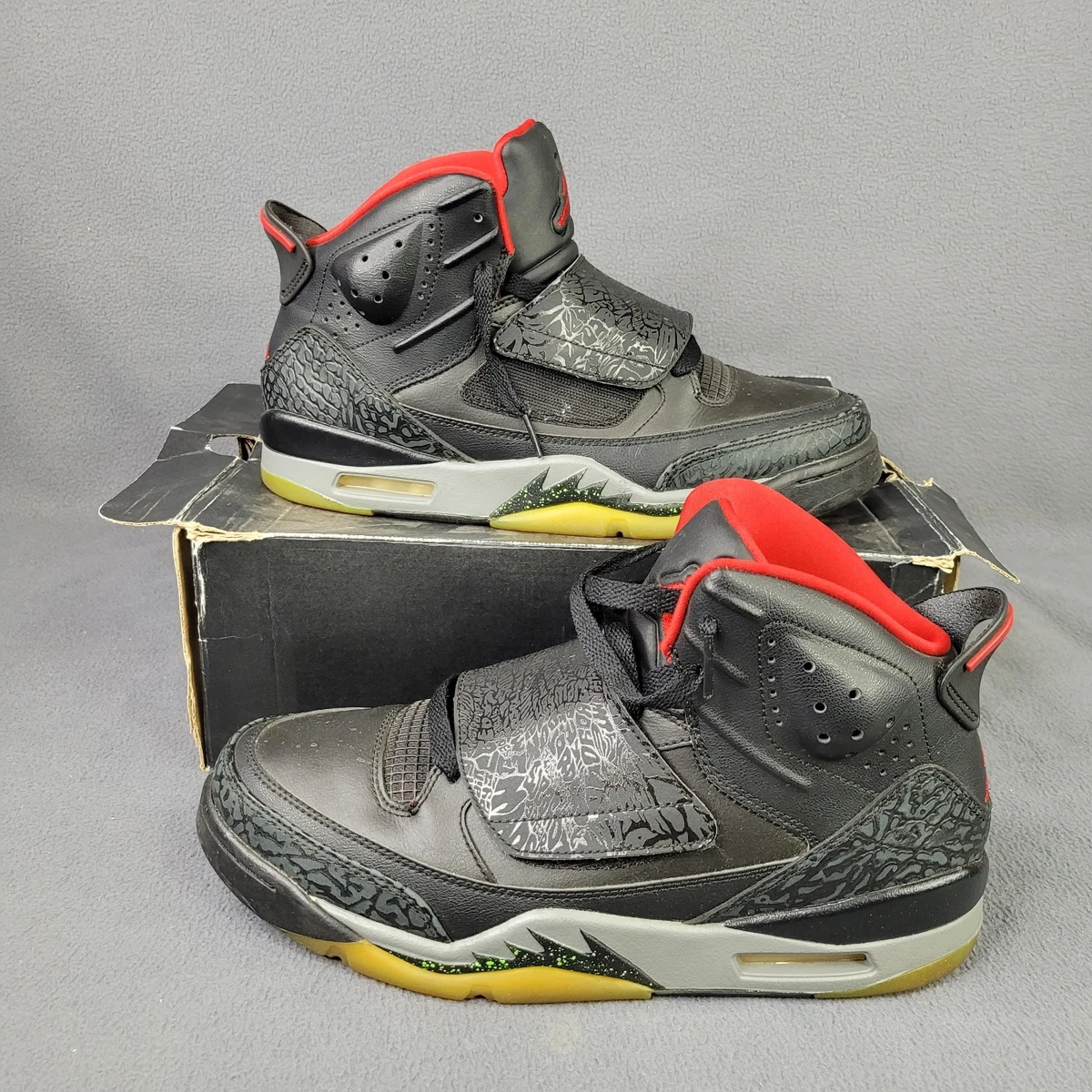 Nike dead stock Size 10.5 RARE - Jordan Son of Mars Marvin the Martian Black Jordan Son Of Mars Black Metallic Men main image 2