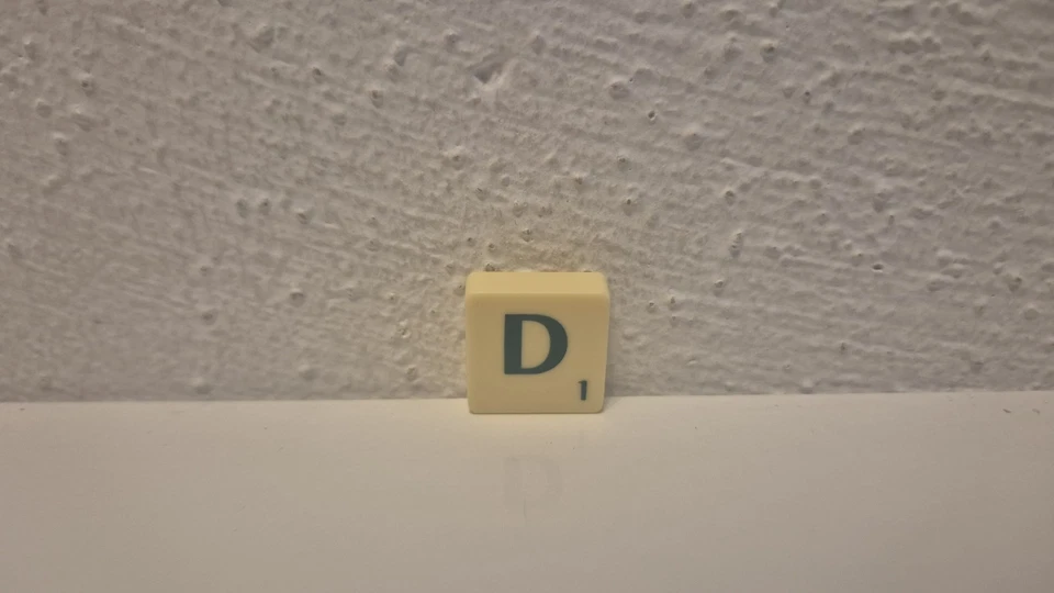 Scrabble Original 51272 Mattel Ersatzteile: Buchstabenstein D - Bild 1 von 1
