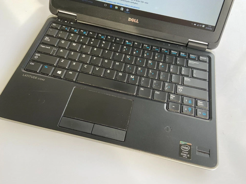Dell LATITUDE E7240 Core i5 4310M 8GB RAM 256GB SSD Windows 10 WebCam - Bild 2 von 4