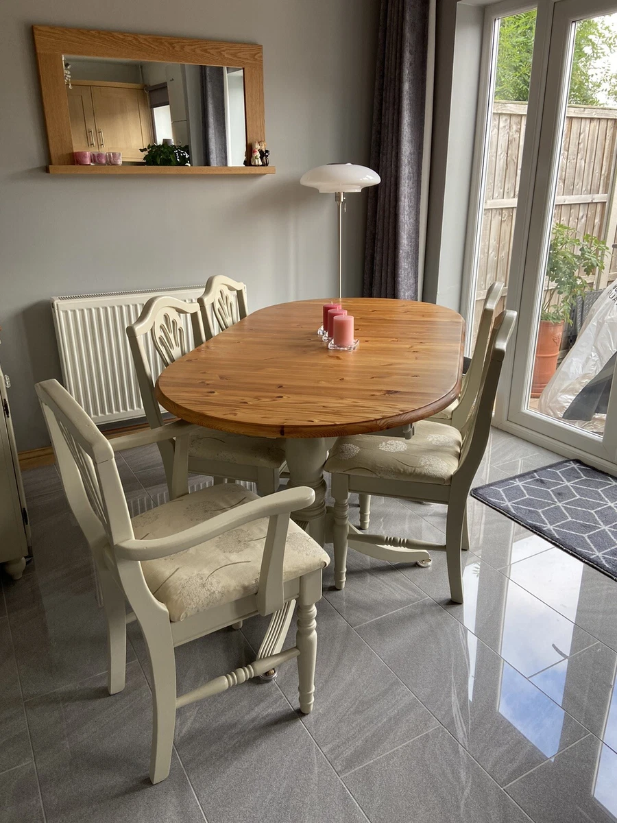 Beautiful Vintage Ducal Dining Table 6 Seater