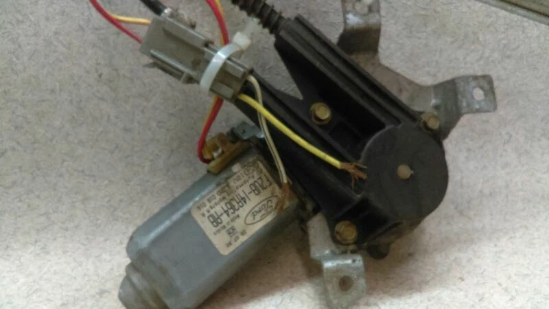 Regulador de ventana eléctrica delantero izquierdo del conductor para Ford Van 92-18 WE5-169747 Foto 2 de 4