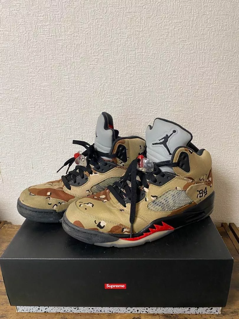 Nike Air Jordan 5 Retro x Supreme Desert Camo Brown 824371 201 US 9,5 OCCASION
