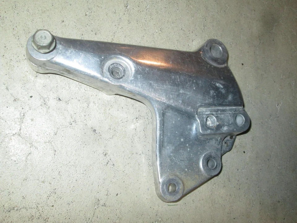 HONDA 1979 CB400T1 T11, 1980 - 1981 CB400T ПРАВЫЙ ПОДНОЖКА ДЕРЖАТЕЛЬ 50600-413-010 - Изображение 2 из 4