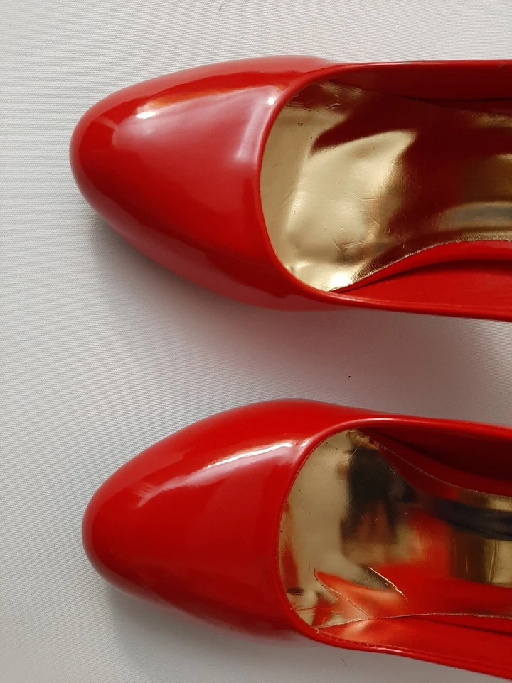 Zapatos Red Circle 4" Tacones Damas Talla 7 Rojo Charol Slipon Foto 3 de 4