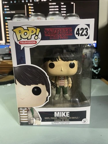Funko Pop! Vinyl: Stranger Things - Mike Wheeler (w/ Walkie Talkie) #423