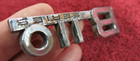 B 110 FENDER EMBLEM BADGE INTERNATIONAL HARVESTER TRUCK 219291 PICKUP  1960S OEM — photo 10