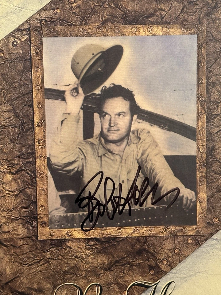 Bob Hope Remembers World War II - SIGNED - 2 DVD Of 1942 Recordings & VHS - Image 2 of 4