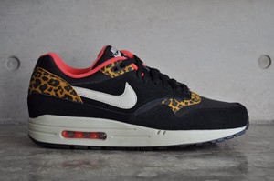 black leopard air max