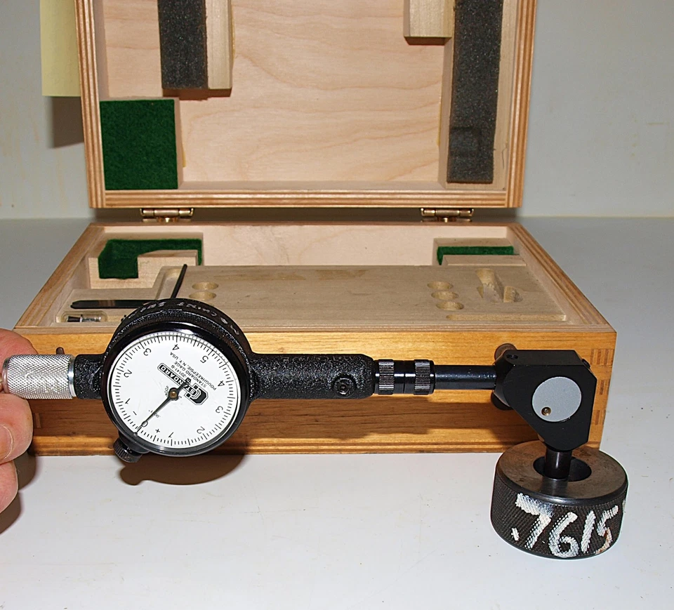 BEAUTIFUL STANDARD 1A DIAL BORE GAGE with ANGLE ATTACHMENT .625-1.0" x .0001" - Image 2 of 4
