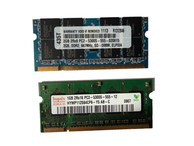 Set of 2:  HYNIX  1gb Ram Memory  and  ELPIDA  2GB memory  card (3GBTotal)