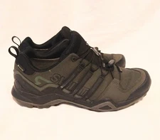 Men's Addidas Terrex Swift R2 GTX Hiking Shoes ( Size 10.5 )