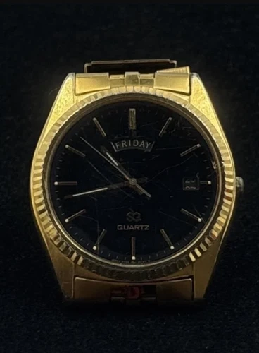 Vintage SEIKO SQ Quartz Day/Date 5Y23-8A69