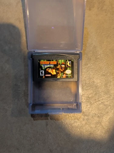 Donkey Kong Country (Nintendo Game Boy Advance, 2003)