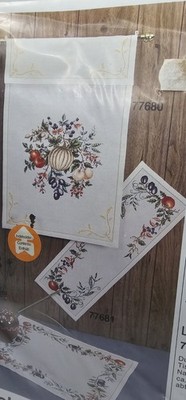 Denmark Ooe Oehlenschlagers KIT FLORAL Table Runner Decorative Towel Kit #77680