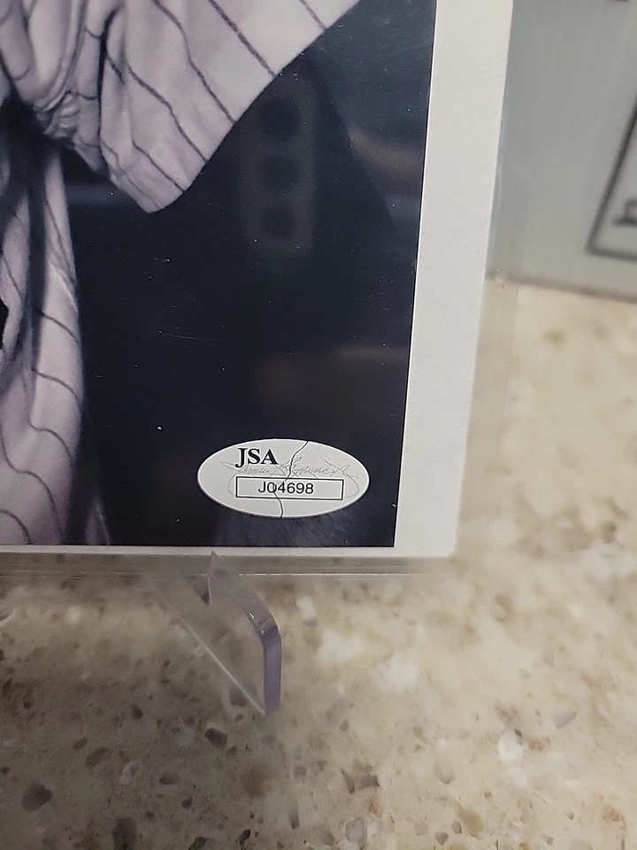 Foto autografiada por Bobby Shantz de los Yankees de Nueva York 8x10 WS Champs JSA Foto 2 de 3