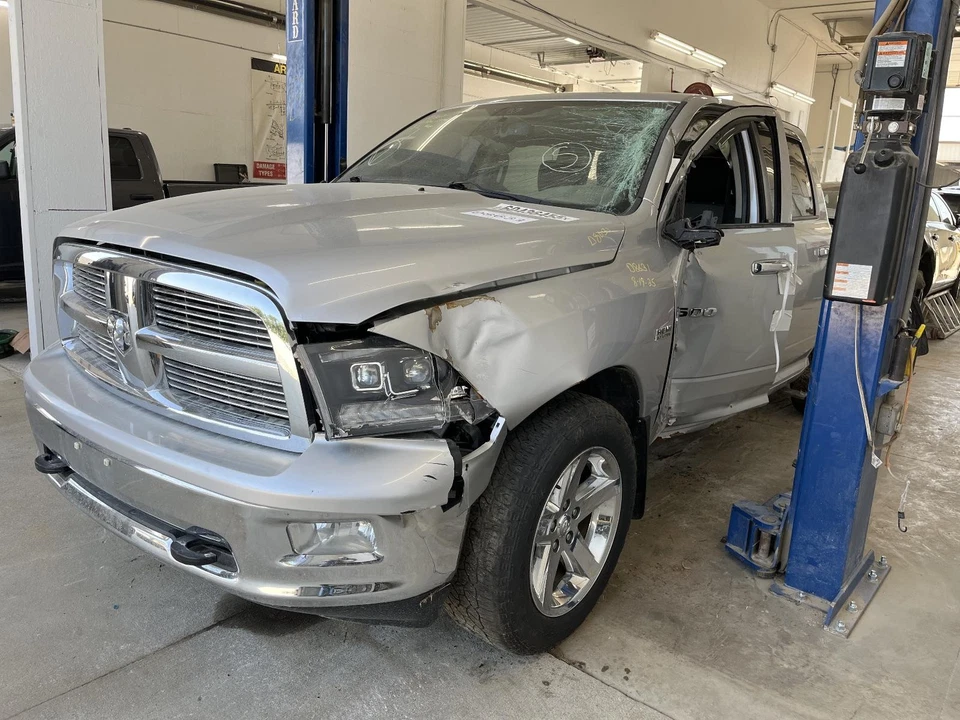 Compresor de aire acondicionado usado para: camioneta Ram Dodge 1500 2012 5,7 grado A Foto 2 de 4