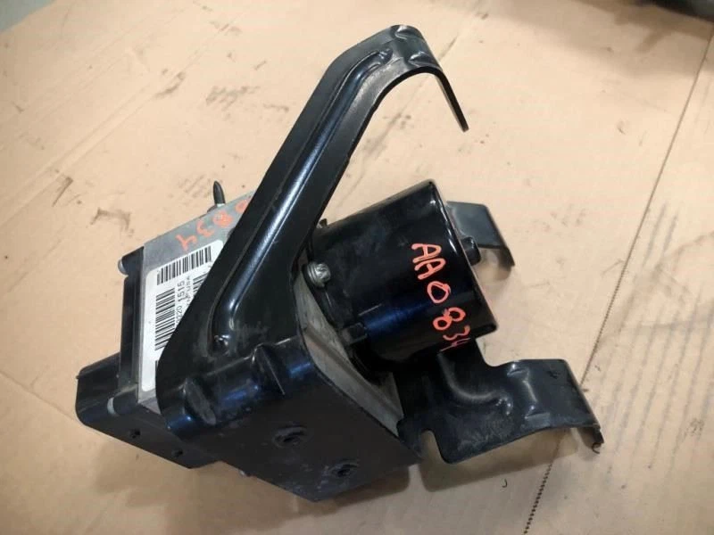 05 06 Ford F350 Super Duty 6.0L 4x4 a través 12/04/05 bomba de freno antibloqueo y módulo Foto 4 de 4