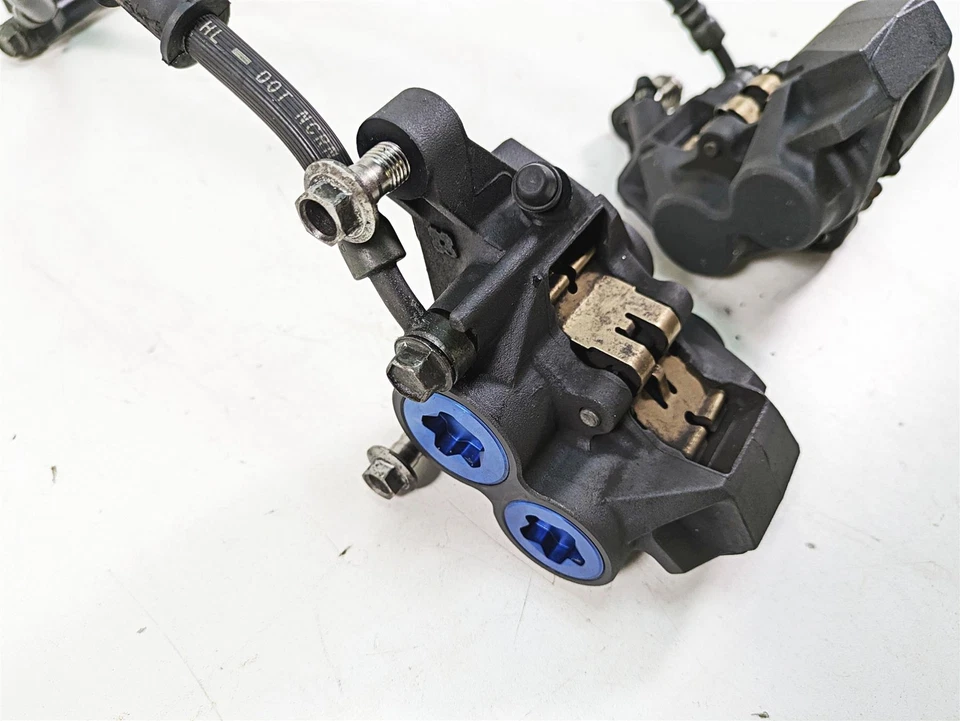 Pinza de freno delantera Yamaha FZ1 FZS1000 2002 Fazer + juego de línea 5DM-2580T-00-00 Foto 2 de 4